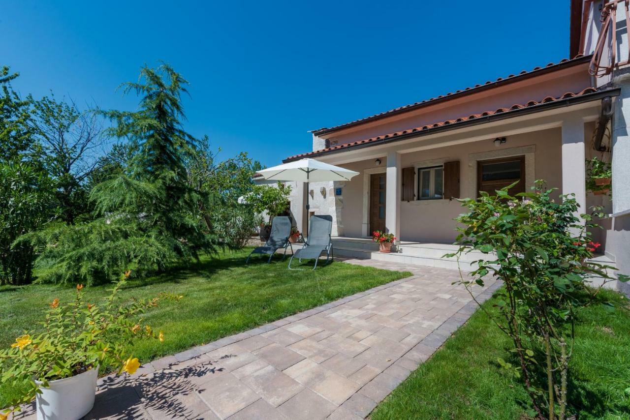 Holiday Home Mattiuzi Nedeščina Екстериор снимка